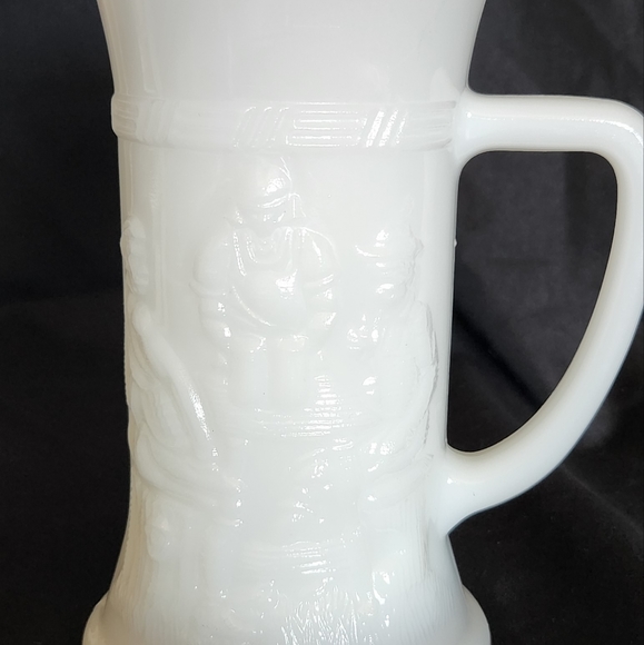 Federal Glass Iridescent Milk Glass Beer Stine - Picture 4 of 10